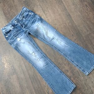 Miss me distressed slim boot 27/ 31 & 1/2" jeans